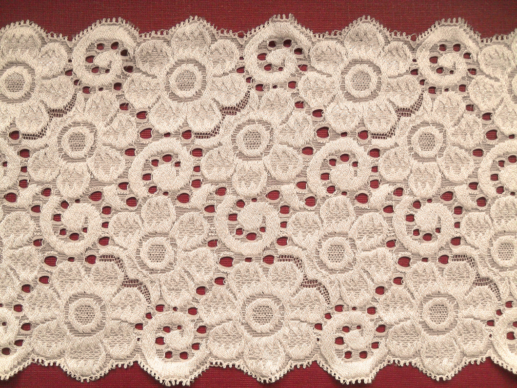 Warm Cream Retro Stretch French Lace 15.5 cm/6