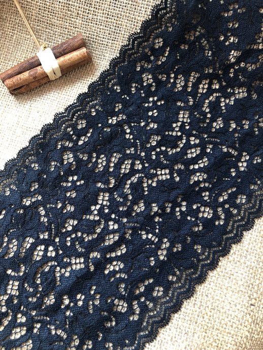 Quality Black Stretch Wave Lace   20 cm/8