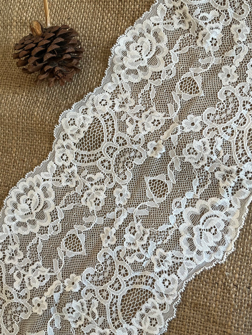 Ivory Soft Stretch Lace 17 cm/6.75