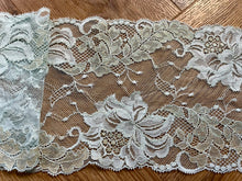 Stunning Duck Egg Blue Stretch Wide Leavers Lace 18 cm/7”