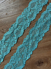 5.9 m Aqua Turquoise Soft Stretch Nottingham Lace 5m6cm/2.5”