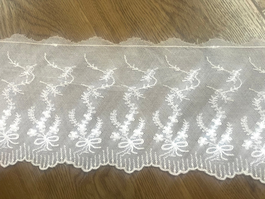 Vintage French Cotton Tulle Lace White Lace 13 cm/5”