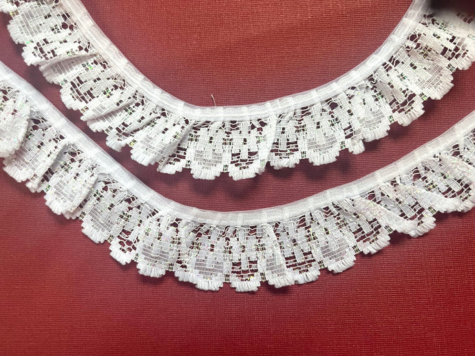 White/Iridescent Gathered  Lace 3.5 cm/1.5