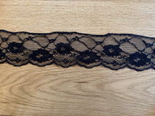 Reduced 170 m Roll Black Delicate Pretty Nottingham Lace 7cm/2.5"
