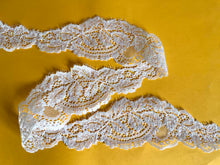 White  Leavers Soft Stretch French Cut-Out Lace 6 cm/2.5”