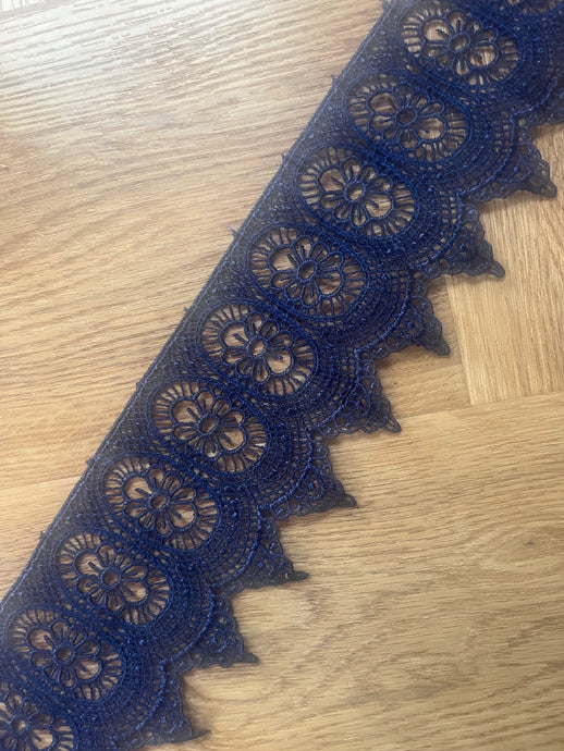 Victorian Style Navy Blue  Guipure Venise Lace Trim 8 cm/3