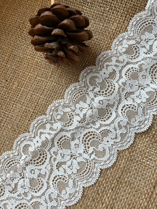 Ivory Soft Stretch Scalloped Lace 3.25