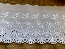 Quality Cotton White Broderie Anglaise Embroidered Lace Trim 4"