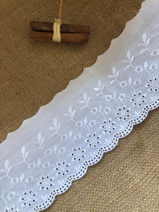 Quality Cotton White Broderie Anglaise Embroidered Lace Trim 4