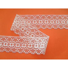 Ivory 'Antique' Look Nottingham Lace  Lace 5 cm/2"