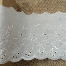 Ivory Cream Broderie Anglaise Lace Embroidery Trim 11cm/4"