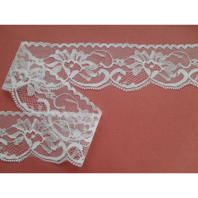 1 x 20 m Pretty White Rose Nottingham LACE  2