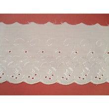 Ivory Cream Broderie Anglaise Lace Embroidery Trim 11cm/4"