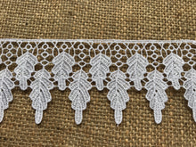 Leaf Design Guipure Venise Lace Trim 7 cm/2.5" White, Ivory Black