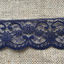 Dentelle Nottingham de qualité 2.5"/7cm Blanc, Ivoire, Noir, Rose, Bleu, Marine, Gris, Rose Cerise, Rouge, Rose Sombre, Bourgogne