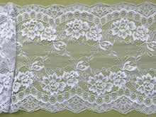 Delicate Clipped Silver Grey Wide Lace 19 cm/7.5"