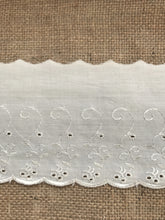 Coton de qualité Blanc, Crème ou Noir Broderie Anglaise Lace Trim 4 »