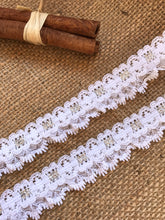 Pretty White with Silver Gathered Lace (with ribbon slot effect) 2.8 cm/1"