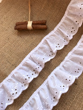 White Cotton "Cherry" Broderie Anglaise Gathered  Lace 5 cm/2"