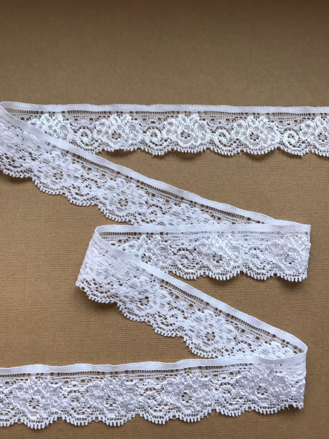 White Stretch Lace Trim 1.25/3 cm  – The Lace Co.