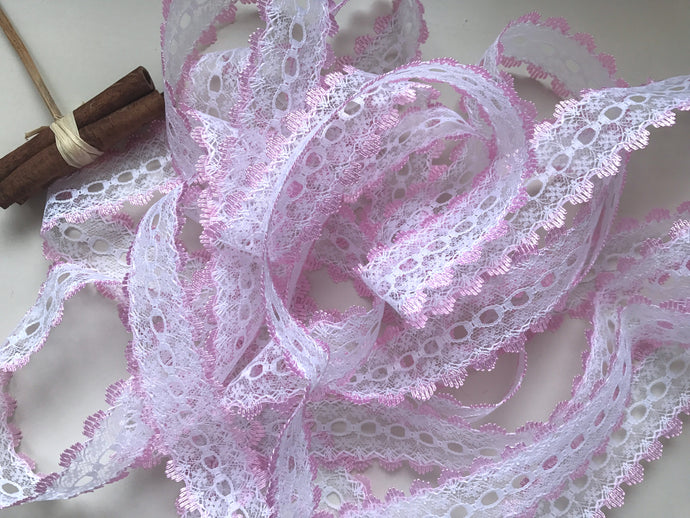 Oeillets à tricoter en dentelle blanc/rose 35 mm