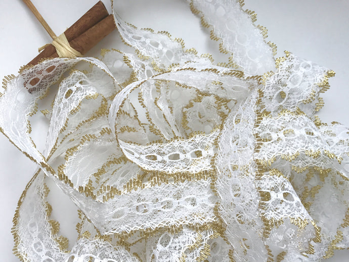 White/Gold Eyelet Knitting in Lace 35mm
