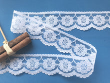 Jolie dentelle Nottingham blanche 4 cm/1,5"