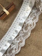 Pretty Ivory Gathered Lace (Three tier with Ivory satin ribbon) 9 cm/3.5"