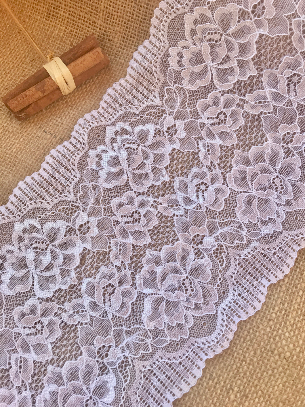 White Soft Wide Floral Stretch Scalloped Lace Trim 17 cm/7