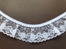 Pretty White Quality Gathered Fine Lace 4 cm/1.7"