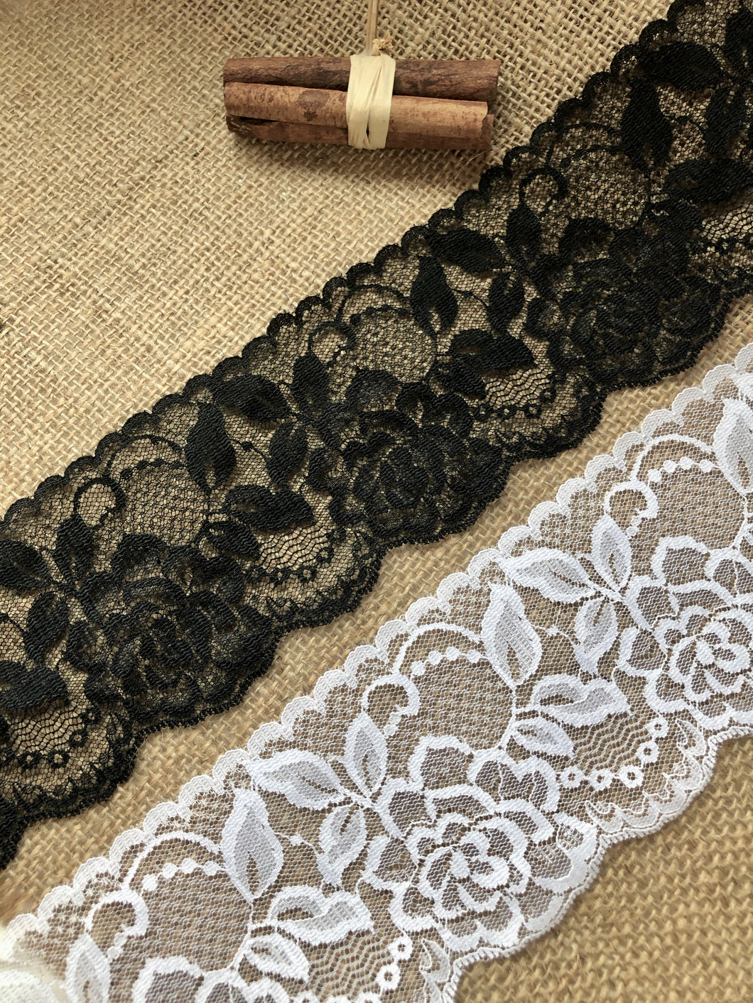White Lace Trimming Ribbon 9 cm/3.5  – The Lace Co.