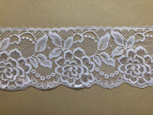 Belle dentelle festonnée Nottingham blanche ou noire 9cm/3.5 » 