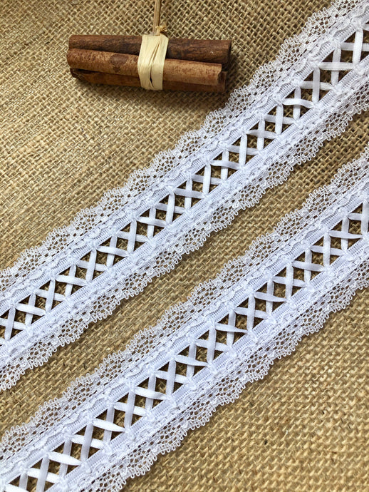 Beautiful Nottingham White Ribbon Lacing & Lace  Trim 5 cm/2