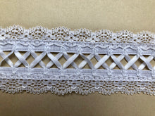 Beautiful Nottingham White Ribbon Lacing & Lace  Trim 5 cm/2"