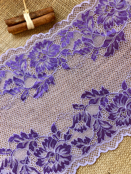 Quality Lilac Two-Tone Wide Soft Stretch Lace   24 cm/9.5