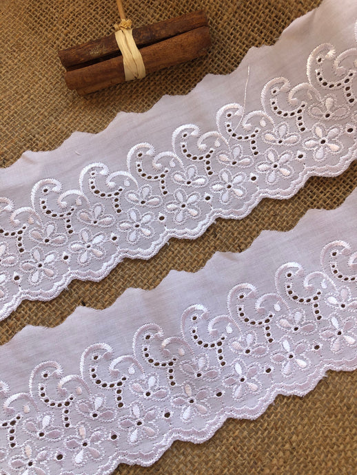 Coton de qualité Blanc Broderie Anglaise Bordure en dentelle brodée 3