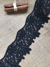 Beautiful Black Guipure Venise Lace Trim 8 cm/3"